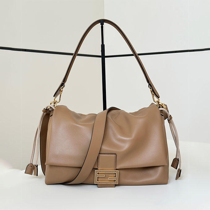 fendi mamma baguette large drawstring flap shoulder handbag